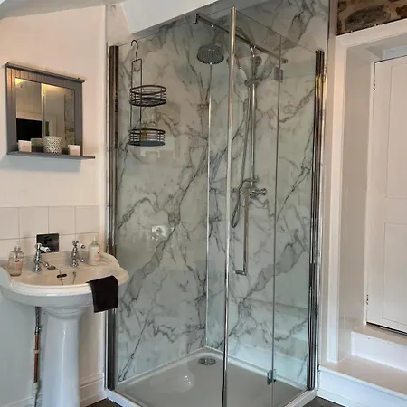 Holiday home Cosy Cumbrian King Size Bed 6 Miles From M6